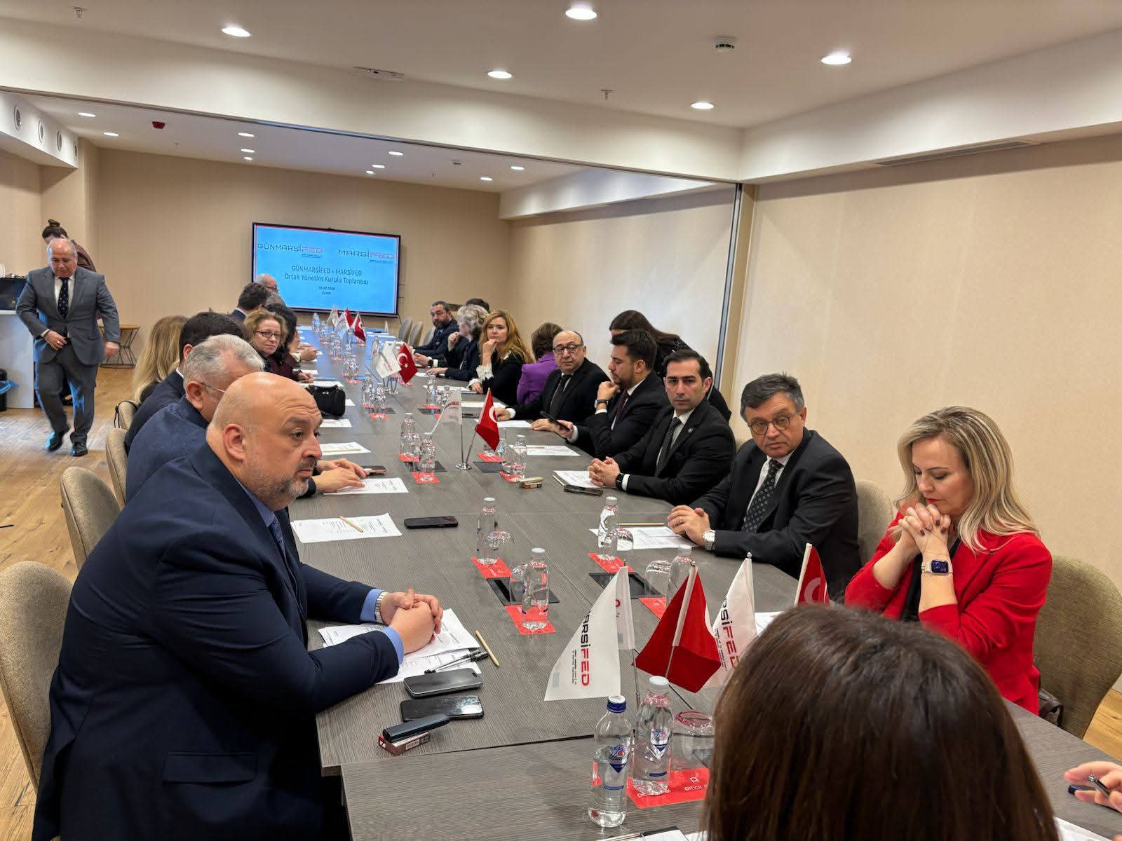 Güney Marmara Sanayicileri ve İş İnsanları Federasyonu ve Marmara ve İç Anadolu Sanayi ve İş Dünyası Federasyonu’dan Erdek’te Güç Birliği Toplantısı